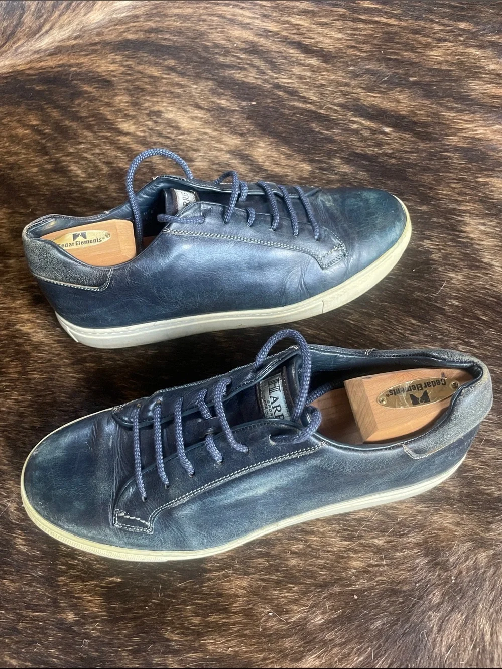 Men's Navy Leather Casual Sneakers - Comfort Low-Top